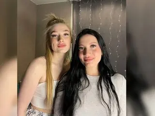 EditaAndPeggy cam