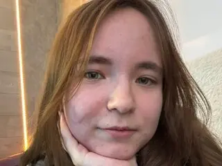 MeghanEves live