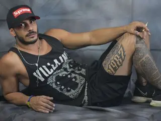 XtremeRomeo amateur