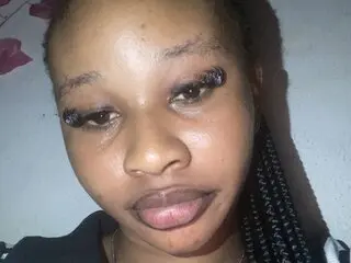 LioraJames hd